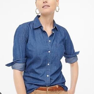 New: J Crew Denim Shirt in Signature Fit. Cotton. Size Medium